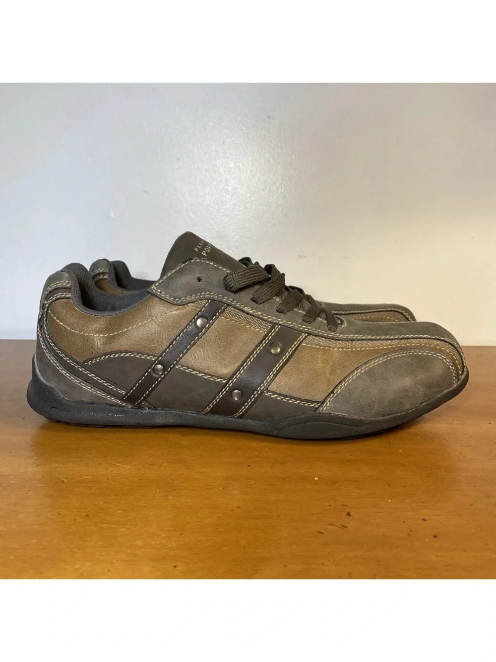 Perry Ellis Portfolio Men’s Size 13 Shoes Faux Vegan Leather Brown Tan Y2K